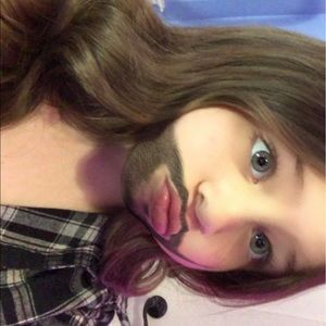 Meet your Posher, Layla